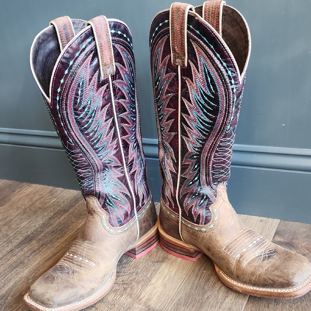 Womens Ariat Vaquera 8B Square Toe Western Boots